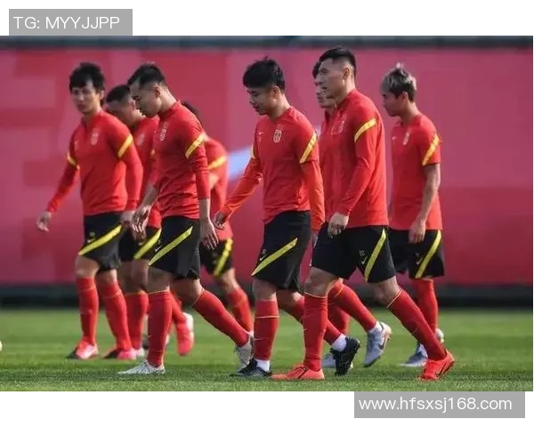 中国足球第一批球星卡的历史意义与收藏价值探析