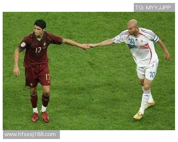 现役足坛巨星甜蜜伴侣盘点揭秘他们背后的爱情故事